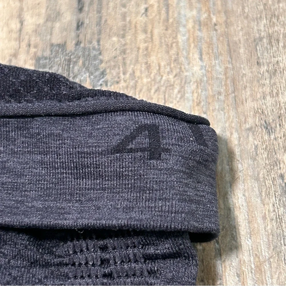 Lululemon In the Flow Crop II Legging Purple Blue  Size 4‎